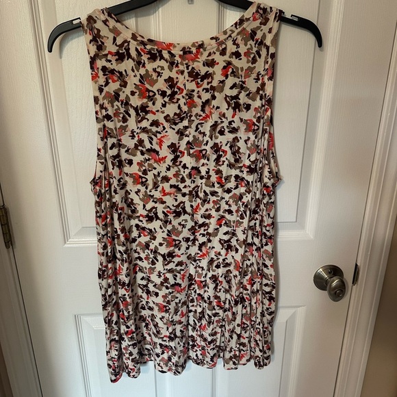 Lane Bryant Swing V Neck Fall Color Print Tank - Picture 2 of 3